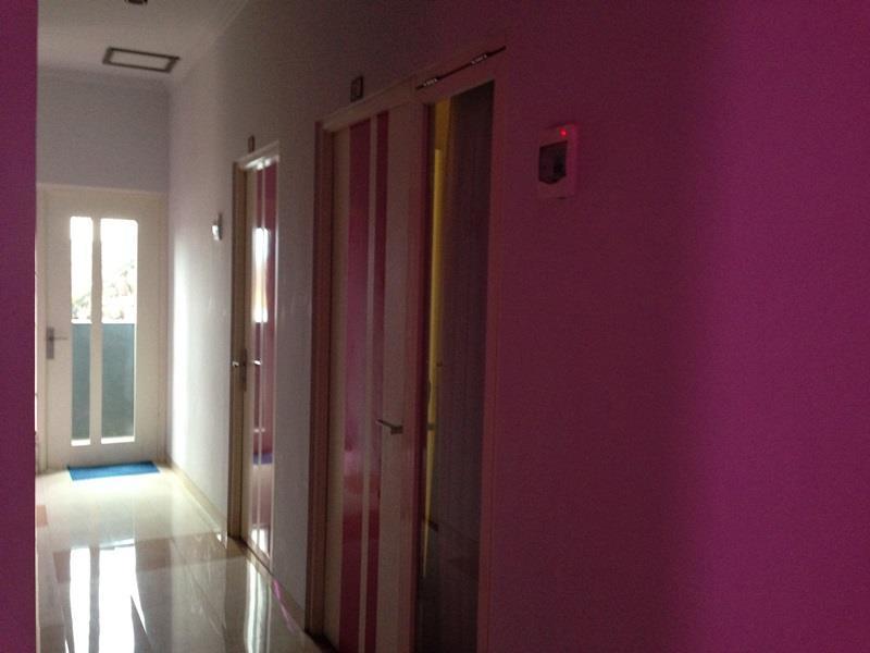 Violet Hotel Malang Exterior foto